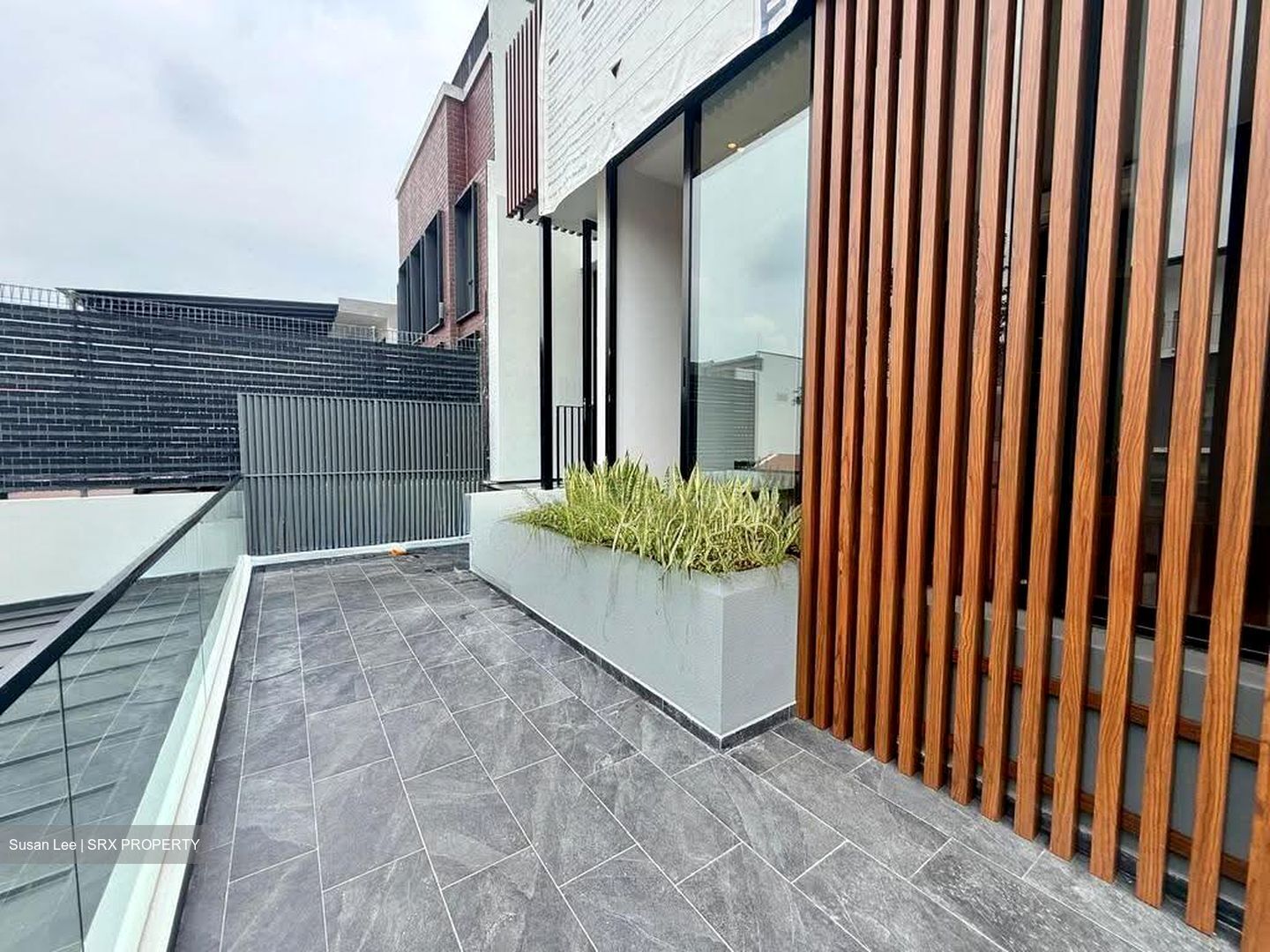Opera Estate (D15), Terrace #626027801